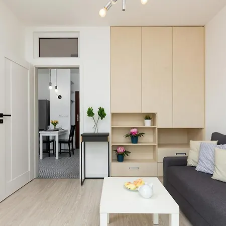 Metro Bielany By Renters * Varsó