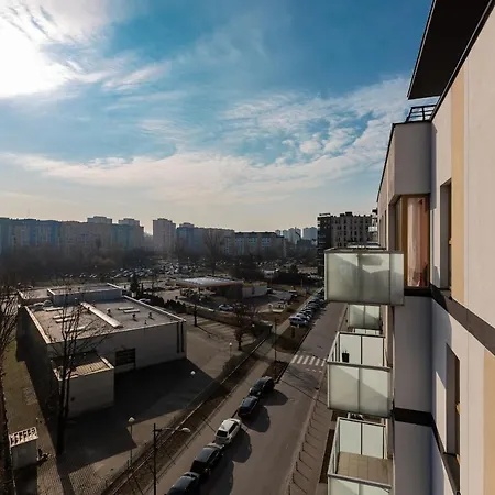 Metro Bielany By Renters *