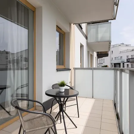 Metro Bielany By Renters *