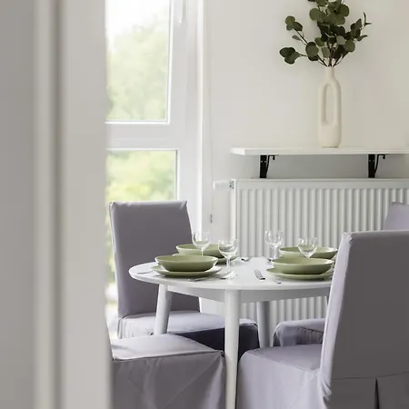 Metro Bielany By Renters