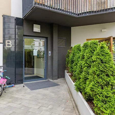 Metro Bielany By Renters