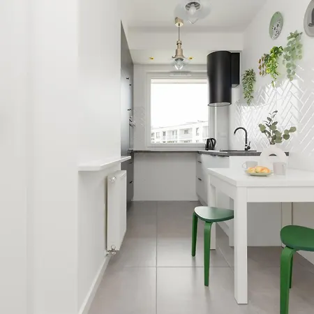 Apartment Metro Bielany By Renters Warsaw