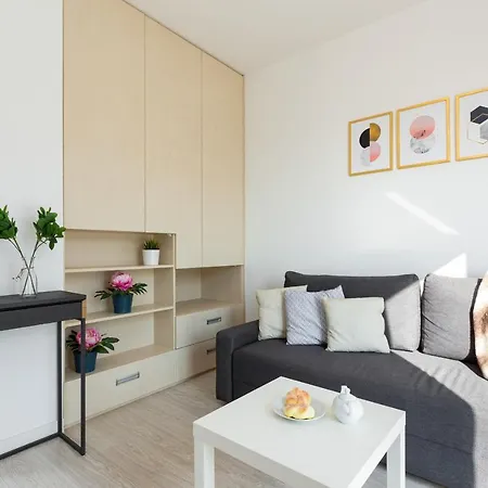 Metro Bielany By Renters Daire *