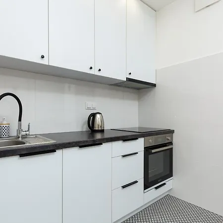 Lägenhet Metro Bielany By Renters