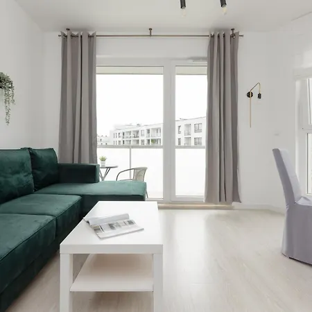 Daire Metro Bielany By Renters Varşova